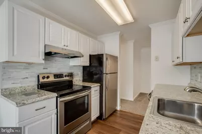 9565 Battery Heights Boulevard #101, Manassas, VA 20110 - Photo 10
