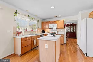 8599 Dutchman Ct, Manassas, VA 20110 - Photo 8