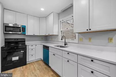 8504 Saddle Court, Manassas, VA 20110 - Photo 18