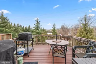 10260 Whitworth Ln, Manassas, VA 20110 - Photo 8