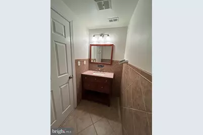 8405 Dorsey Circle #202, Manassas, VA 20110 - Photo 10