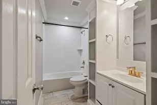 9838 Town Ln, Manassas, VA 20110 - Photo 12