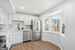 8359 Georgian Ct, Manassas, VA 20110 - Photo 16