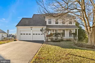 9403 Cloverhill Ct, Manassas, VA 20110 - Photo 4