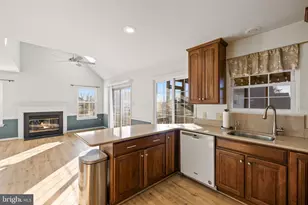 9403 Cloverhill Ct, Manassas, VA 20110 - Photo 10