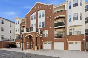 9202 Charleston Dr, Manassas, VA 20110 - Photo 2