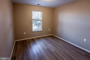 9924 Grapewood Ct, Manassas, VA 20110 - Photo 16
