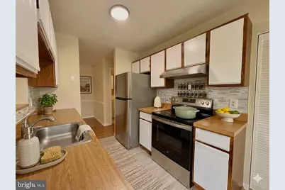 8383 Buttress Lane #302, Manassas, VA 20110 - Photo 10