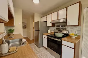 8383 Buttress Ln, Manassas, VA 20110 - Photo 10