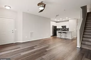 9541 Center St, Manassas, VA 20110 - Photo 16