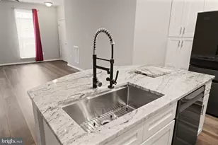 9541 Center St, Manassas, VA 20110 - Photo 2