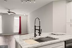 9541 Center St, Manassas, VA 20110 - Photo 4