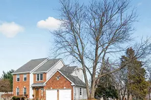 10200 Racquet Cir, Manassas, VA 20110 - Photo 2