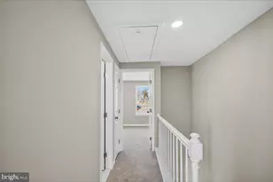 8357 Georgian Ct, Manassas, VA 20110 - Photo 18