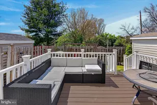 8975 Milroy Ct, Manassas, VA 20110 - Photo 22