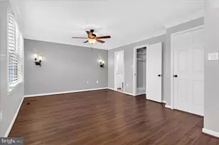 8975 Milroy Ct, Manassas, VA 20110 - Photo 12