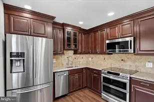 8975 Milroy Ct, Manassas, VA 20110 - Photo 4