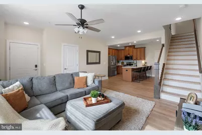 10439 Ratcliffe Trail, Manassas, VA 20110 - Photo 2