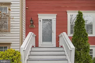 10207 Calypso Dr, Manassas, VA 20110 - Photo 4