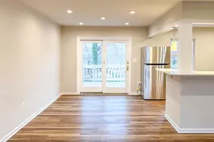 9212 Landgreen St, Manassas, VA 20110 - Photo 6