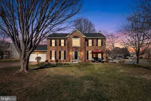 8510 Clearridge Ln, Manassas, VA 20110 - Photo 2