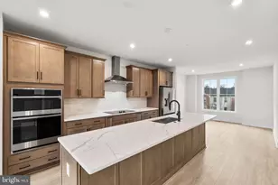 9727 Grant Ave, Manassas, VA 20110 - Photo 8