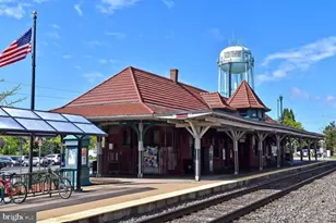 8770 Deblanc Pl, Manassas, VA 20110 - Photo 6