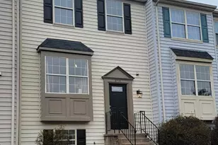 8770 Deblanc Pl, Manassas, VA 20110 - Photo 2