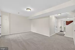 10315 O'Connell Ct, Manassas, VA 20110 - Photo 8