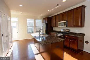 8941 Quarry Rd, Manassas, VA 20110 - Photo 14