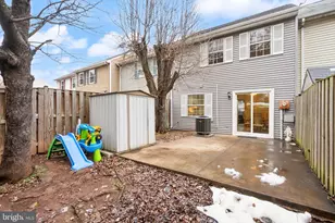 8737 Bretton Woods Dr, Manassas, VA 20110 - Photo 32