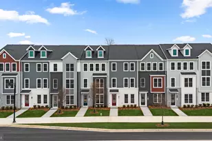 9755 Grant Ave, Manassas, VA 20110 - Photo 2