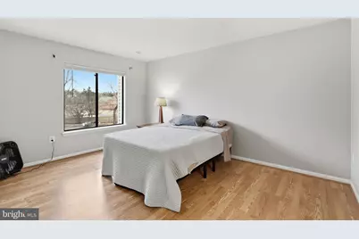 9569 Coggs Bill Drive #301, Manassas, VA 20110 - Photo 12