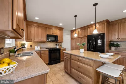 9412 Waterford Drive, Manassas, VA 20110 - Photo 4