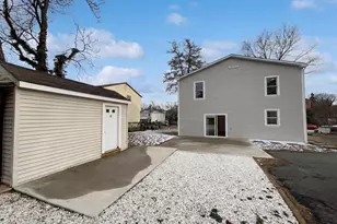 9204 Douglas St, Manassas, VA 20110 - Photo 6