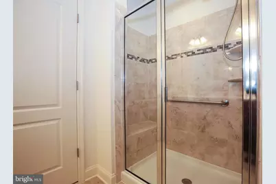 10275 Fountain Circle #408, Manassas, VA 20110 - Photo 18