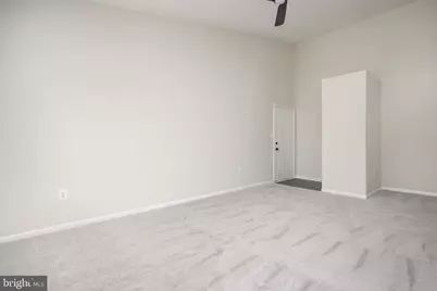 8376 Buttress Lane #302, Manassas, VA 20110 - Photo 6