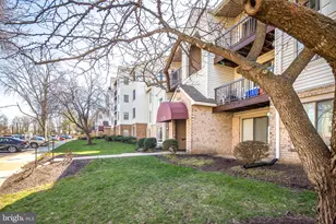 8376 Buttress Ln, Manassas, VA 20110 - Photo 2