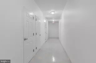 9204 Charleston Dr, Manassas, VA 20110 - Photo 32