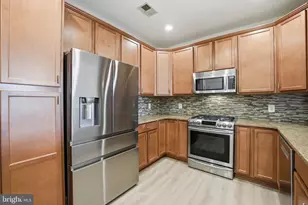 9200 Charleston Dr, Manassas, VA 20110 - Photo 32