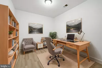 9200 Charleston Drive #404, Manassas, VA 20110 - Photo 6