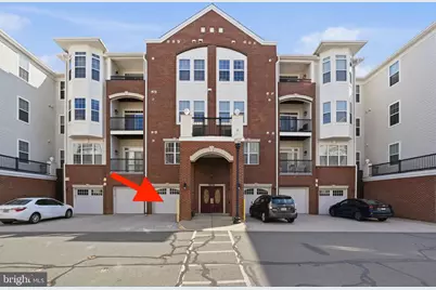 9200 Charleston Drive #404, Manassas, VA 20110 - Photo 2