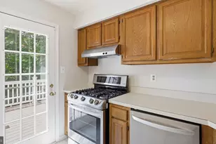 10319 Lee Manor Dr, Manassas, VA 20110 - Photo 12