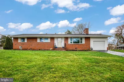 8909 Hill Place, Manassas, VA 20110 - Photo 2