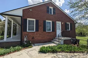 8903 Wilson Ave, Manassas, VA 20110 - Photo 4