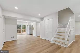 8928 Rolling Rd, Manassas, VA 20110 - Photo 14