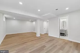 8928 Rolling Rd, Manassas, VA 20110 - Photo 28