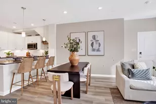 9672 Swallowtail Ln, Manassas, VA 20110 - Photo 4