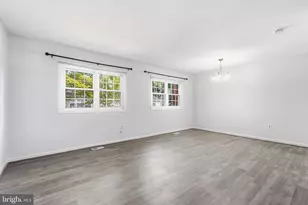 9178 Laurelwood Ct, Manassas, VA 20110 - Photo 14