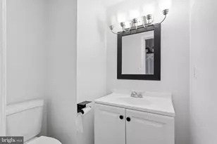 9178 Laurelwood Ct, Manassas, VA 20110 - Photo 30
